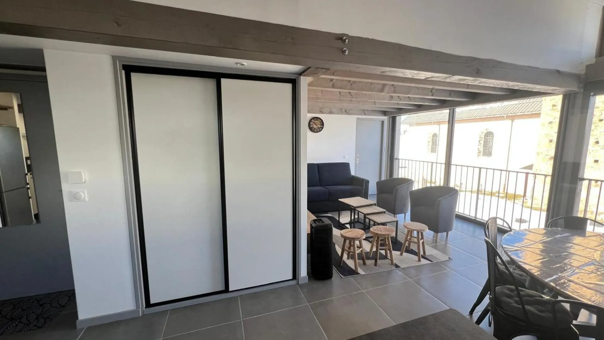 Bright Duplex in Albiez-Montrond - 2 Bedrooms Close to the Slopes Lejlighed